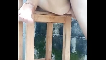 Follada r&aacute_pida en la silla