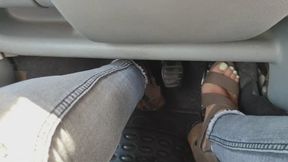 New Adrianna testing a Renault Twingo for her adventures