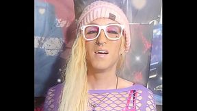 Hi Im Mara Jade and Welcum to JackAss! &gt_.