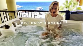 Wet Top Mornings in Juccuzzi Water Orgasms