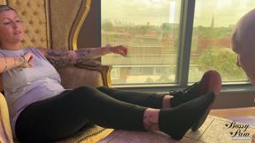 Yes Mistress I Want Sweaty Feet