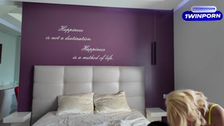 pretty woman ordered a guy for her friend to fuck her