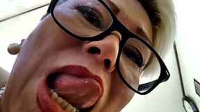 Deep Fucks, Spanks & Cocks: Mrs All Holes, Mature Slut Livecams!