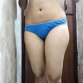 Pakistani young 20 year teen masturbation at city