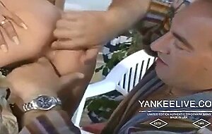 Sexy milf si fa inculare  gode come una maialona