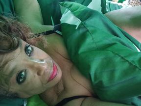 Sunday Chill Back In the Playhouse