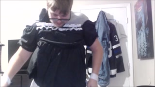 Unboxing and wearing maid outfit (COSPLAY)