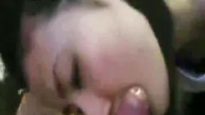 Acción Casera de Mamada por Asiática