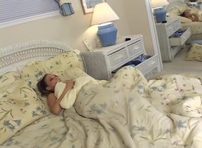 2 Lesbian Girlfriends Lick and Enjoy Each Other Like Crazy!