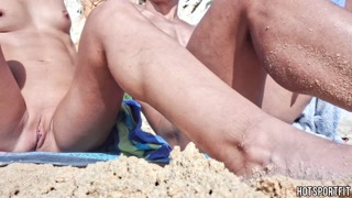 Hotsportfit Couple Mutual Masturbation on Public Beach - Big Cock Handjob