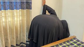 i see her big ass when she clean my room arab muslim beautiful hot maid try to seduce me by show her big ass hole