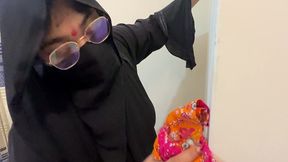 i see her big ass when she clean my room arab muslim beautiful hot maid try to seduce me by show her big ass hole