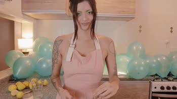 SteffCrime's Argentine Birthday Bliss: Brunette Handjob Delights