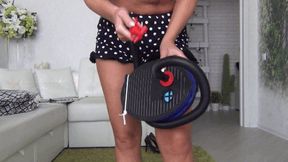 I inflated 3 silver balloons with a pump dd