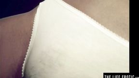 ”Sima B opens her nice legs & rubs that cunt for the camera”