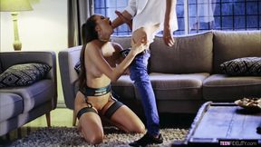 Stacy Cruz - Cruz On In