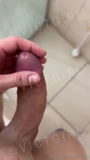 Victoria shower cum