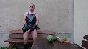 the horny rubber gardener 10 (vegetable stomping + boot care)