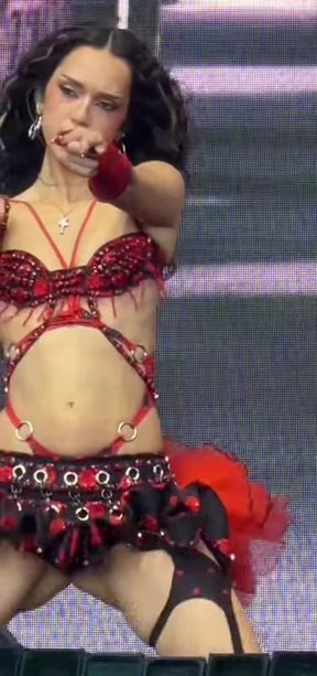 Belly dance performance