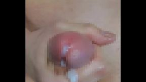 【縦型動画】ドM巨根イケメン男子がローションを使ったオナニー。可愛い喘ぎ声を出して最後は気持ちよく大量射精!!