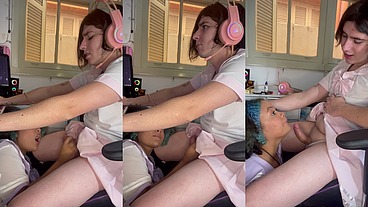 Blowjob while playing games