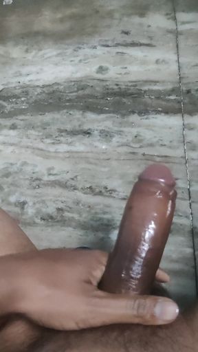 No AGE limit koi bhi mil sakti h mujhse