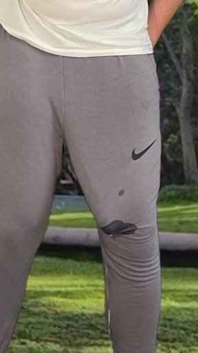 Must-see moment from &quot;Publuc cum in grey sweatpants&quot;