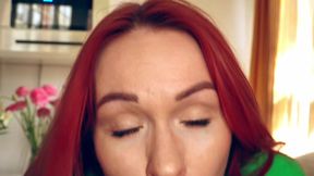 Morning delight - girlfriend gives sloppy deepthroat blowjob