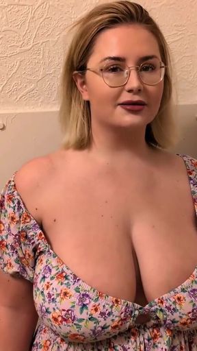 Subscribe to My Mv Club!!