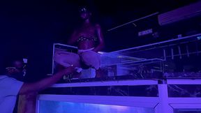 fraud guy dey try chop cliant wey i dey distract am rough with my juicy wet toto!!