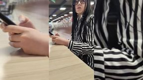 i meet estefani at the mall when i was going to eat