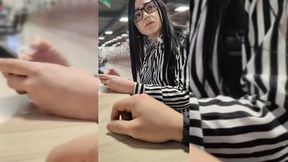 i meet estefani at the mall when i was going to eat