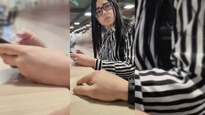 i meet estefani at the mall when i was going to eat