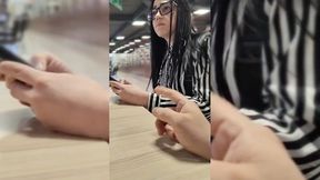 i meet estefani at the mall when i was going to eat