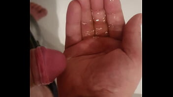 Pissing my pants in the shower - Part 2