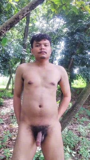ngocok kontol di hutan