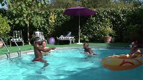 Amber Ashley Has A Big Bottom