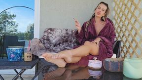 Rise and worship DommeMommy's Feet