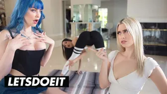 Curious Eliza joins Jewelz and Jill for a steamy lesbian threesome