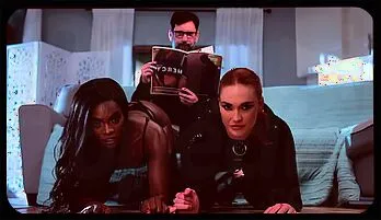 Sensational Adventures with Ana Foxxx & Siri Dahl