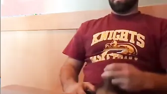 Bearded Bear Jerks Off in Public Coffee Shop