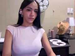 Sexy teen babe fingering her hot pussy in solo masturbation