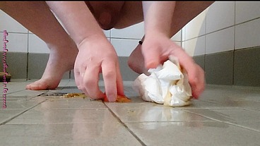 Klebrige Füße beim Duschen