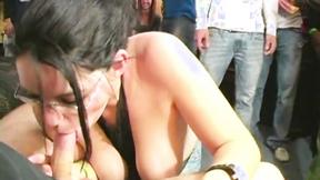 ”Preggo Babe with Great tits Blowjob”