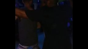 Fazendo strip na balada trenzinho do alegria emocionante ao vivo gr&aacute_tis