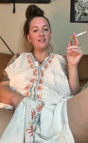 Smoking Fetish MILF Masturbation