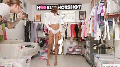 Kylie LeBeau Meets Up For The Sloppy Sex Of Bryan Gozzling!