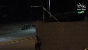 casal e flagrado pela camera de seguranca da praia.