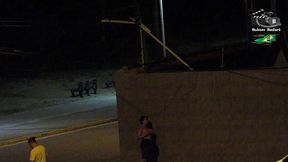 casal e flagrado pela camera de seguranca da praia.