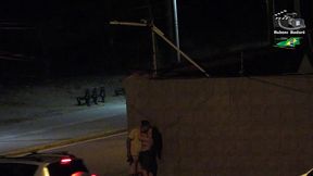 casal e flagrado pela camera de seguranca da praia.